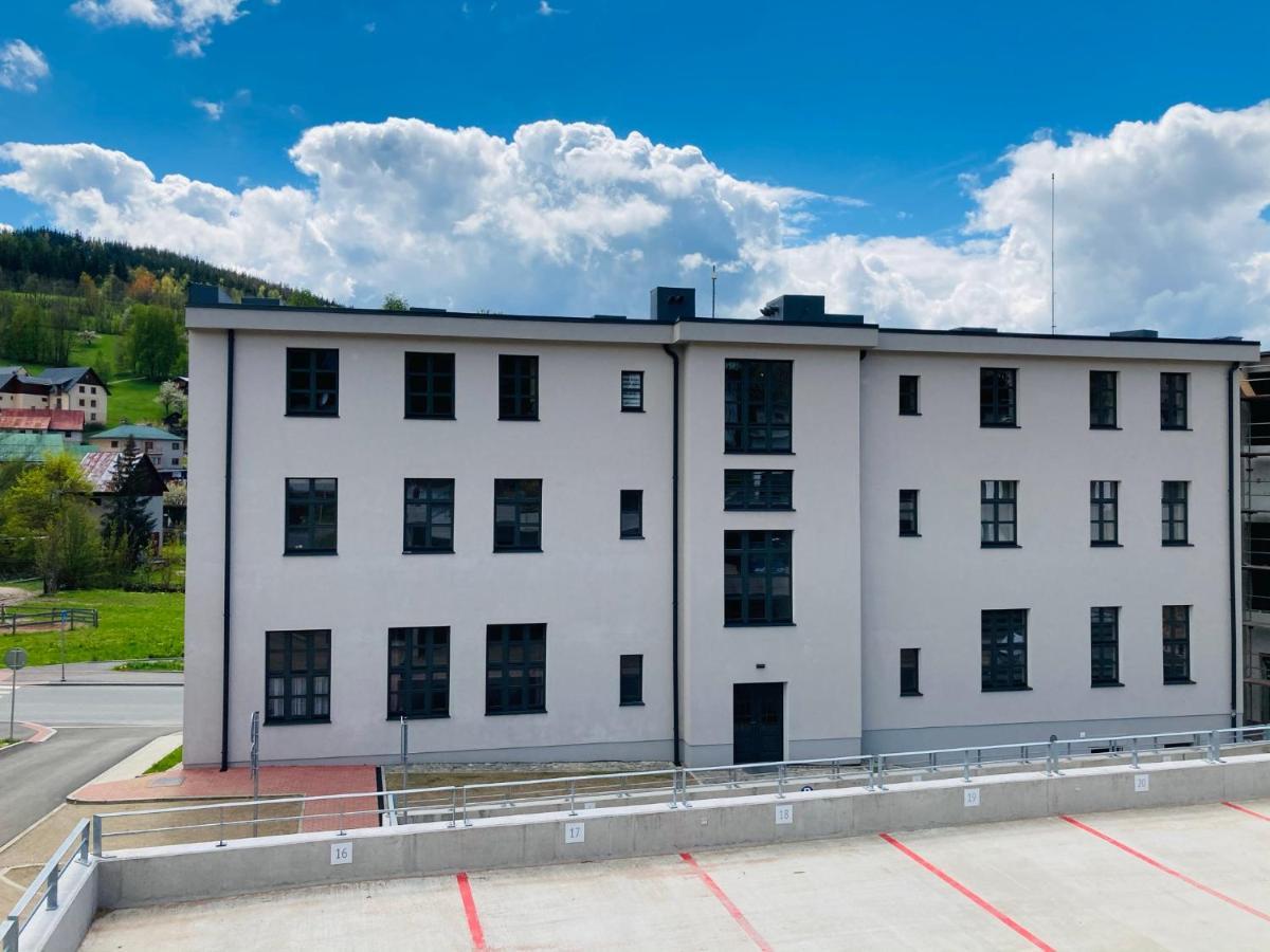 Residence Kotel Рокицани Экстерьер фото